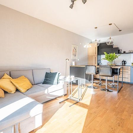 Krucza Apartment ~ Self Check-In 24H ~ Parking And Lift Wrocław Exterior foto