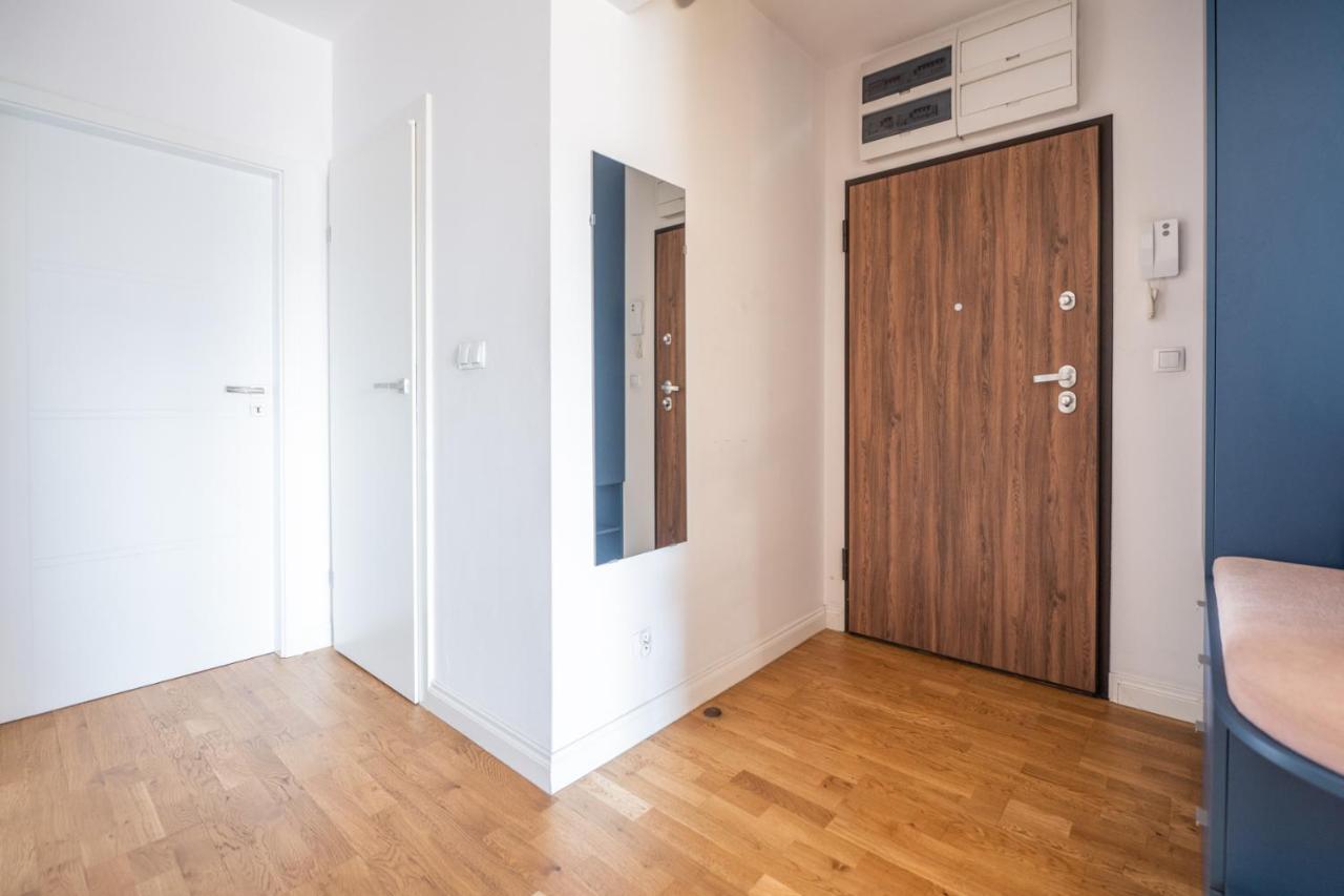 Krucza Apartment ~ Self Check-In 24H ~ Parking And Lift Wrocław Exterior foto